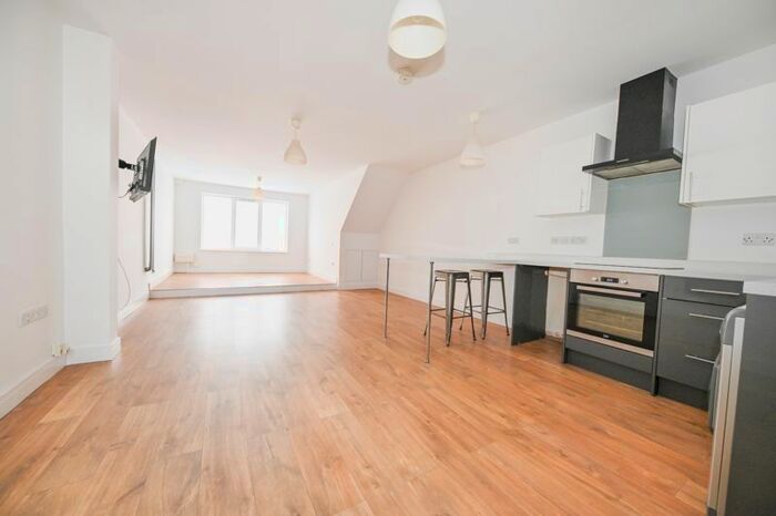 Studio To Rent In Manners Road, Southsea, PO4