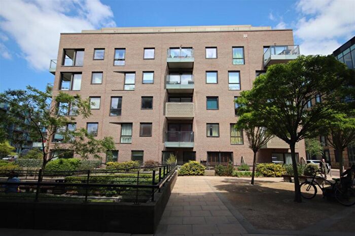 2 Bedroom Flat To Rent In Gilbert House, Cambridge, CB1