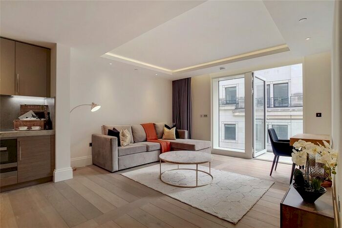 1 Bedroom Flat To Rent In Strand, London, WC2R