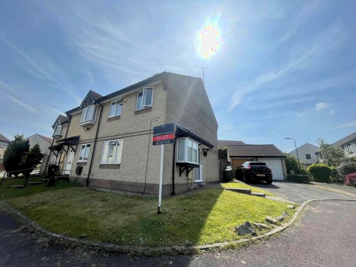 3 Bedroom Semi-Detached House To Rent In The Valls, Bradley Stoke, Bristol, BS32