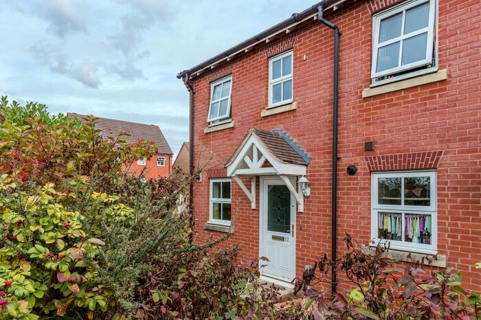 2 Bedroom End Of Terrace House To Rent In Spencer Road, Wellingborough, NN8