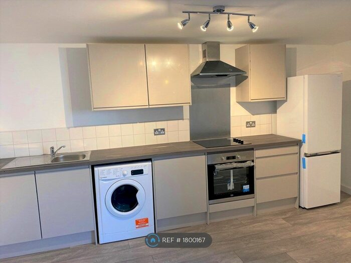 1 Bedroom Flat To Rent In Church Street, Mansfield, NG18