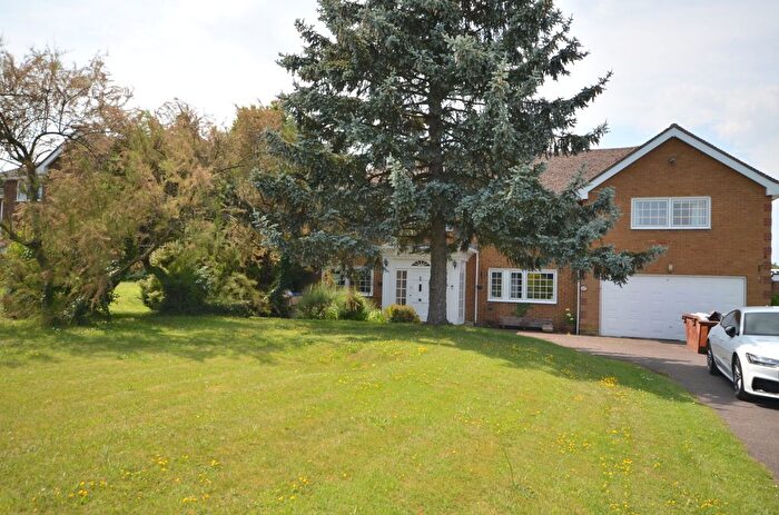 5 Bedroom Detached House To Rent In Dane Close, Sittingbourne, ME9