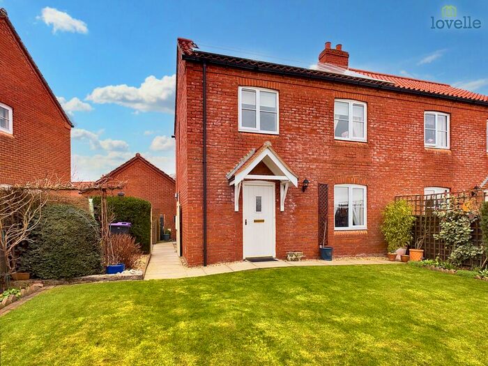 3 Bedroom Semi-Detached House For Sale In Old Barn Court, Ludford, LN8