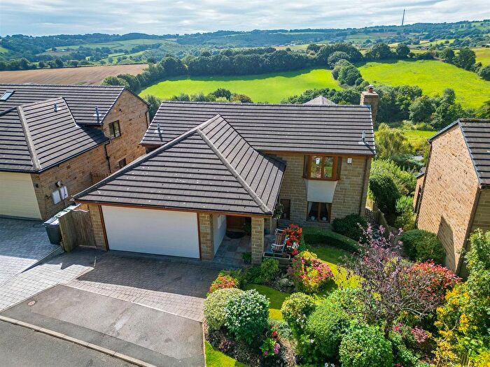 4 Bedroom Detached House For Sale In Daleside, Dewsbury, WF12