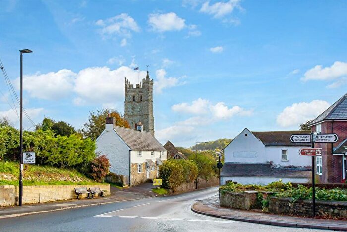 2 Bedroom Cottage For Sale In Carisbrooke High Street, Newport, Isle Of Wight, PO30