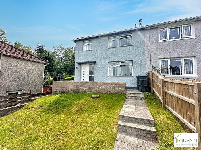 3 Bedroom Semi-Detached House For Sale In Gainsborough Road, Tredegar, NP22