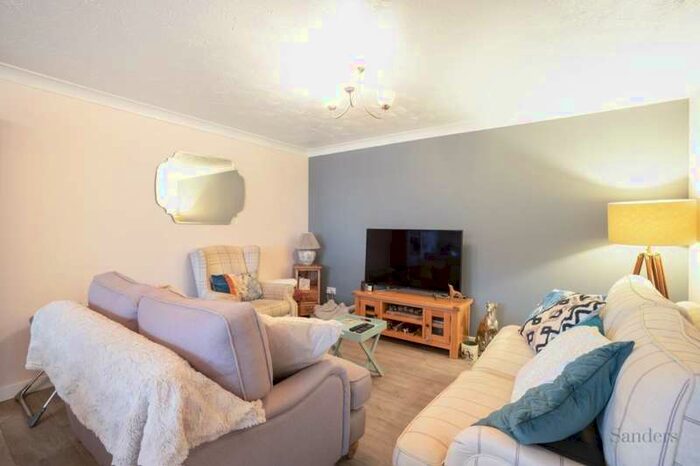 2 Bedroom Flat To Rent In London Road, Bishop Stortford, Hertfordshire, CM23
