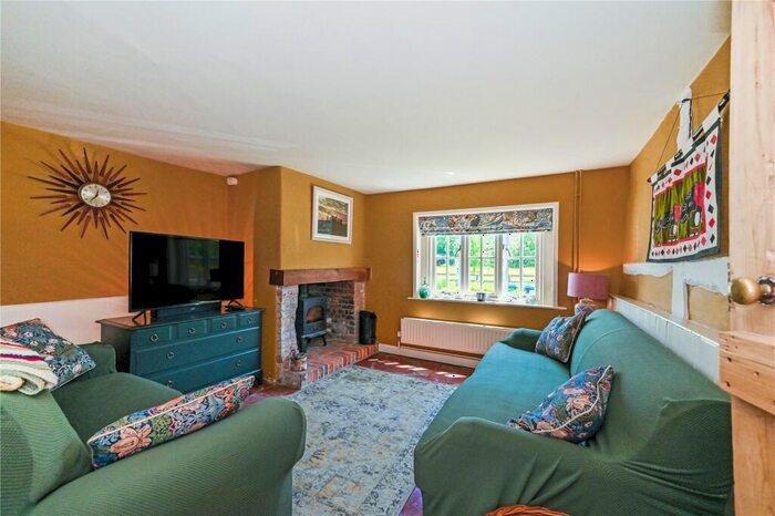 3 Bedroom End Of Terrace House For Sale In Exton, Hampshire, SO32