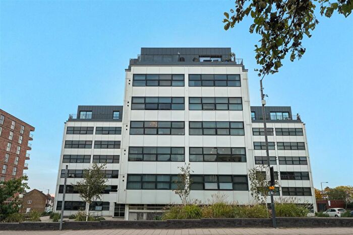 1 Bedroom Flat To Rent In Northolt Road, South Harrow, Harrow, HA2