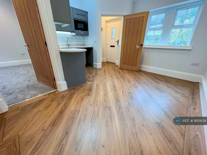 1 Bedroom Bungalow To Rent In Mulberry Green, Rossendale, BB4