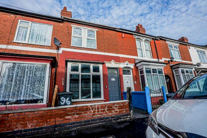 2 Bedroom Semi-Detached House To Rent In Beakes Road, Smethwick, West Midlands, B67