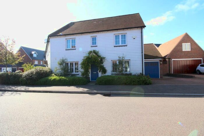 3 Bedroom Detached House To Rent In Garden Fields, Offley, Hitchin, SG5