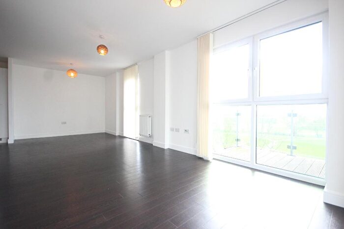 3 Bedroom Flat To Rent In Exeter House, Academy Way, Barking & Dagenham, Dagenham, RM8