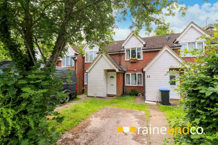 1 Bedroom Maisonette To Rent In Sandifield, Hatfield, AL10