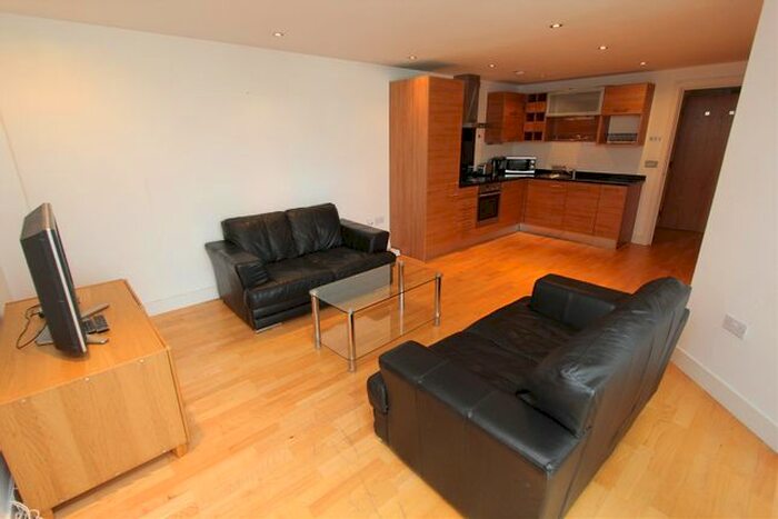 2 Bedroom Flat To Rent In La Salle, Leeds Dock, LS10