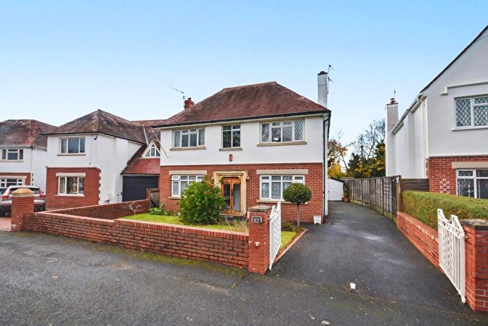 4 Bedroom Detached House For Sale In Plymouth Road, Penarth, CF64