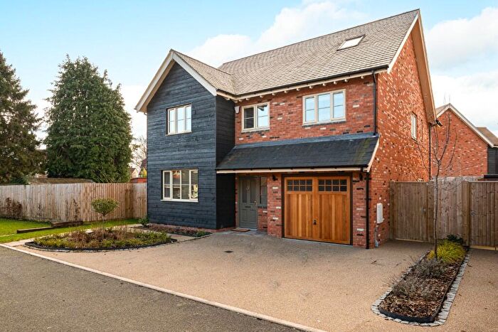 5 Bedroom Detached House For Sale In The Old Brickyard, Whitchurch, Aylesbury, HP22