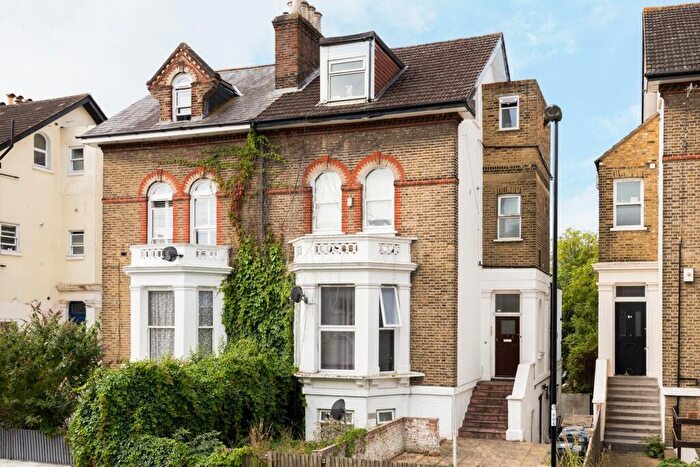 1 Bedroom Flat To Rent In Upper Grove, South Norwood, SE25