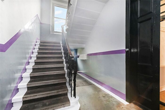 2 Bedroom Flat For Sale In Circus Drive, Dennistoun, Glasgow, G31