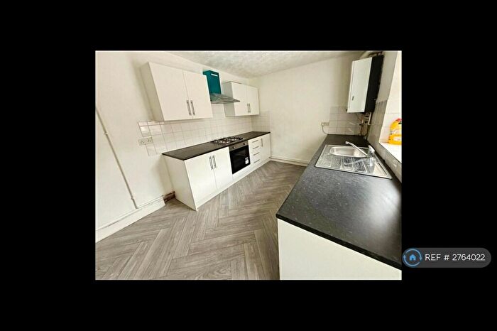 3 Bedroom End Of Terrace House To Rent In Cowley Road, Liverpool, L4