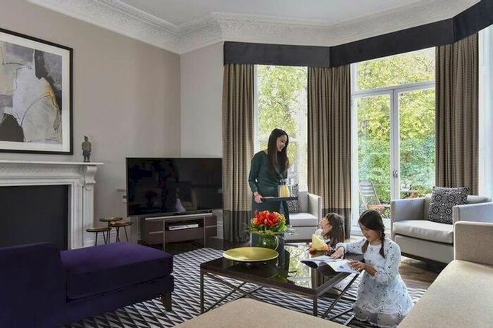 3 Bedroom Flat To Rent In Stanhope Gardens, London, SW7