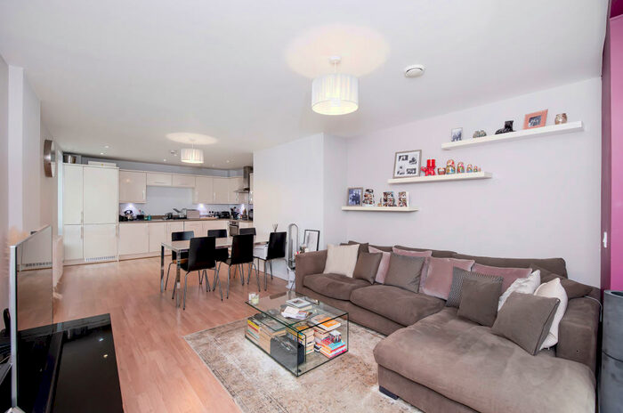 2 Bedroom Apartment To Rent In Chamberlayne Road, Kensal Rise, London, NW10