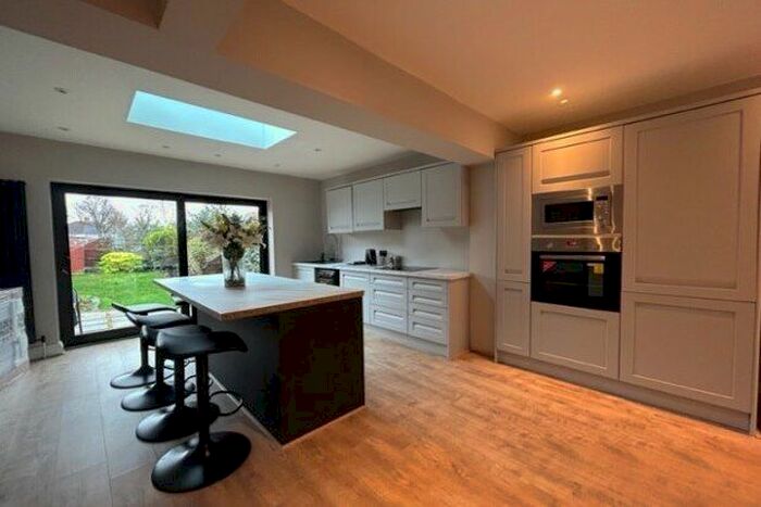 4 Bedroom Semi-Detached House To Rent In Staverton Road, Hornchurch, RM11