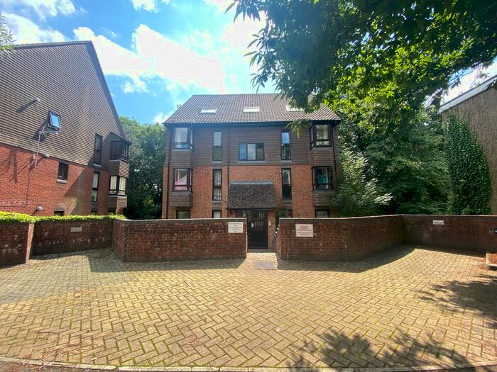 1 Bedroom Studio To Rent In Tremona Road, Southampton SO16