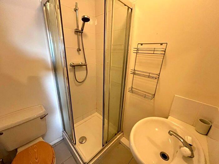 2 Bedroom Apartment For Sale In Waterloo Road, Waterloo Quay, Liverpool, L3