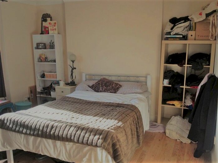 4 Bedroom Flat To Rent In Dalston Lane, Hackney, E8