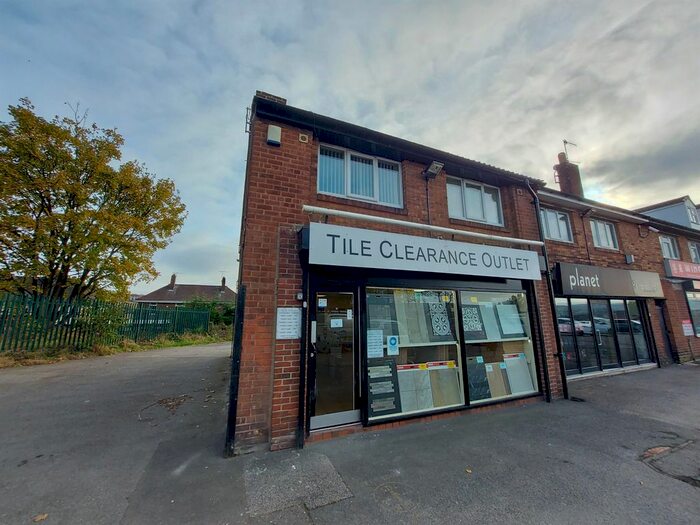 2 Bedroom Flat To Rent In Halifax Road, Wadsley Bridge, Sheffield S6