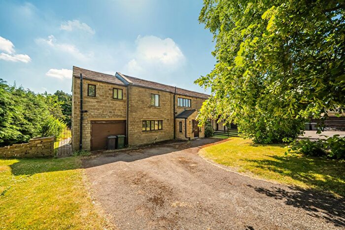 4 Bedroom End Of Terrace House For Sale In Park Drive, Shelley, Huddersfield, HD8