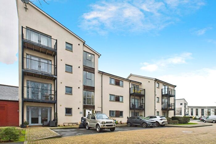 2 Bedroom Apartment For Sale In Navigators Court, Portishead, Bristol, BS20