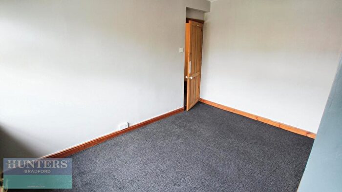 2 Bedroom Cottage To Rent In Cranford Place, Wilsden, Bradford, BD15