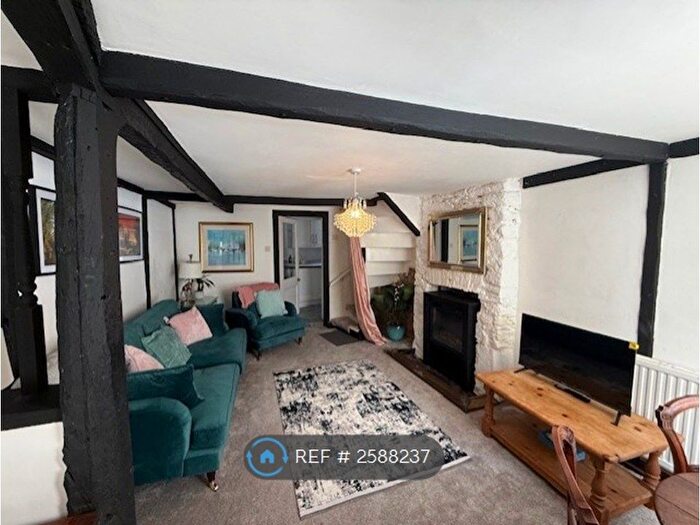 3 Bedroom Terraced House To Rent In St. Marys Square, Brixham, TQ5