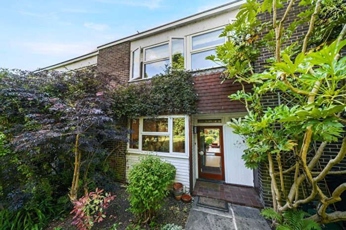 4 Bedroom Terraced House To Rent In Foxgrove Road Beckenham, BR3