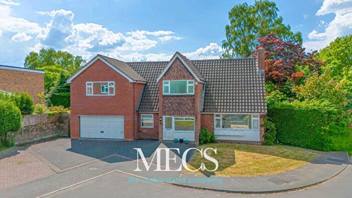4 Bedroom Detached House For Sale In Hazeley Close, Harborne, Birmingham, West Midlands, B17