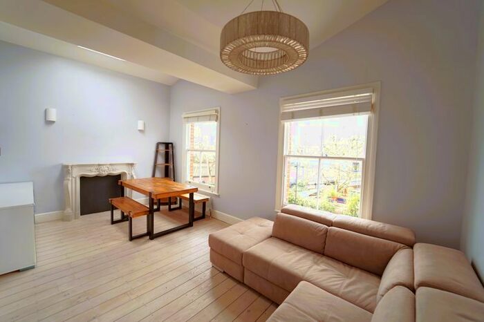 2 Bedroom Flat To Rent In Fernhead Road, London, W9