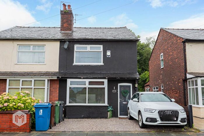 3 Bedroom Semi-Detached House For Sale In Astley Street, Tyldesley, M29
