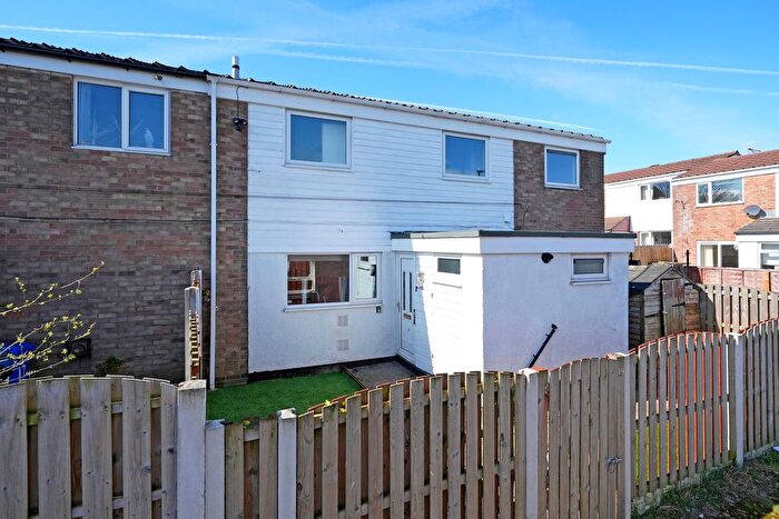 3 Bedroom End Terrace House For Sale In Carlthorpe Grove, High Green, S35