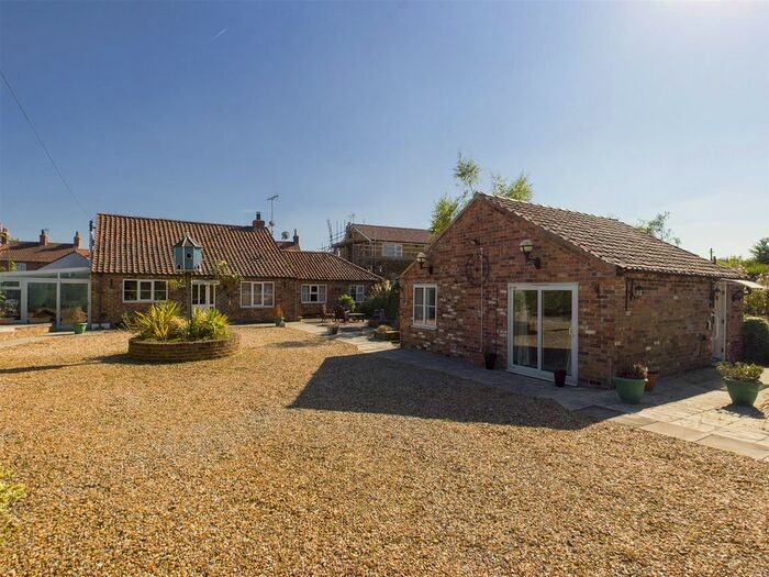 4 Bedroom Detached House For Sale In Northfield Road, Wetwang, Driffield, YO25