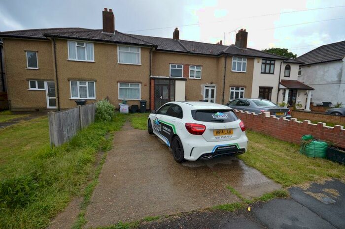 4 Bedroom Terraced House To Rent In Crown Road, Ilford, IG6