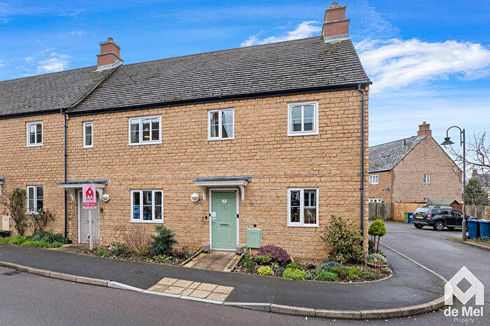 2 Bedroom Apartment For Sale In Knapps Crescent, Woodmancote, Cheltenham, Gloucestershire, GL52