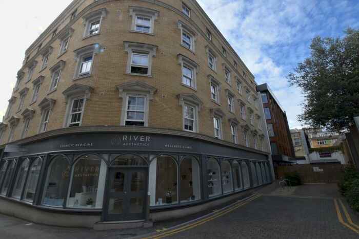 1 Bedroom Flat To Rent In Albert Road, Bournemouth, BH1