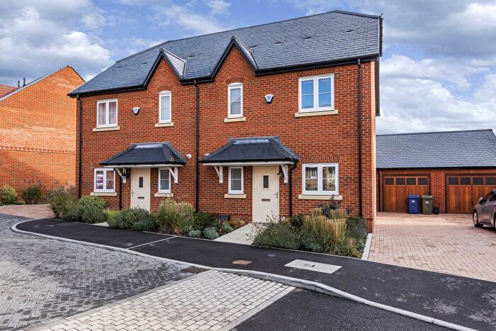 3 Bedroom Semi-Detached House To Rent In Woodhurst Park, Warfield, RG42