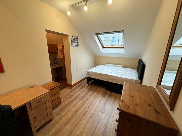 Studio To Rent In Flat, Queens Road, Coventry, CV1