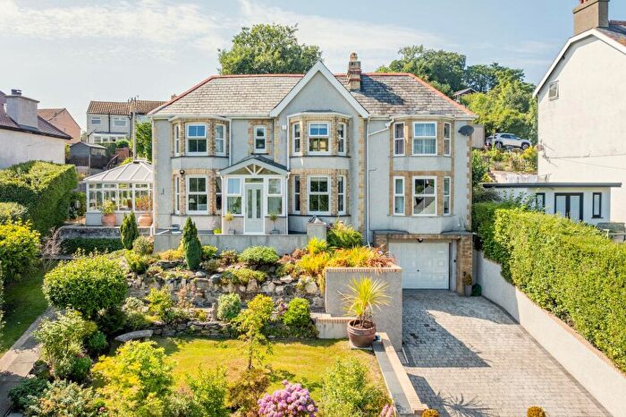 4 Bedroom Detached House For Sale In St. Agnes Road, Conwy, LL32