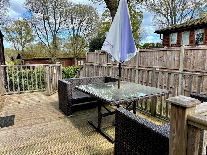 3 Bedroom Bungalow For Sale In Edgeley Lodges, Farley Green, Albury