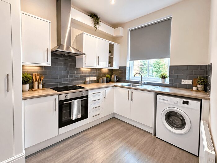2 Bedroom Flat To Rent In London Road, London, BR1